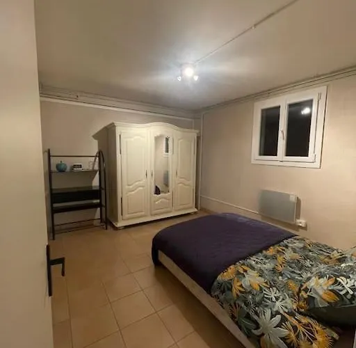 Independant En Rdc Chez Habitant *