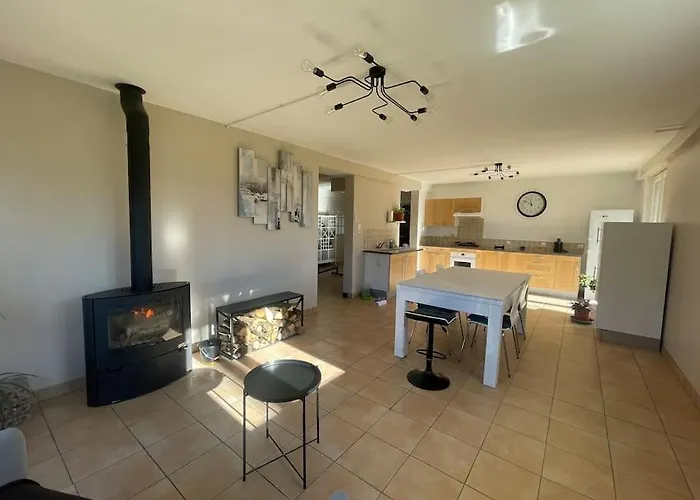 Independant En Rdc Chez Habitant Apartment