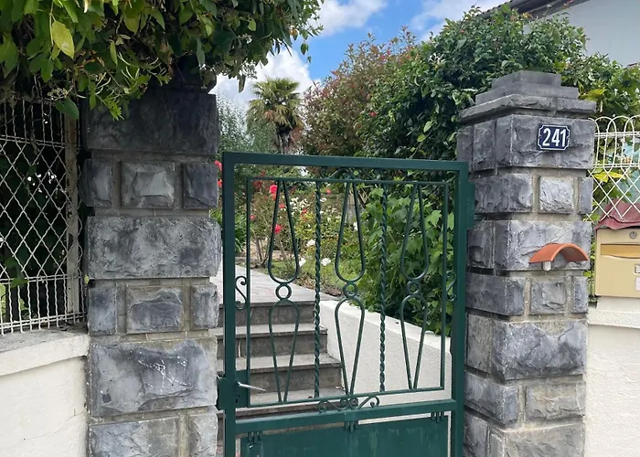 Apartment Independant En Rdc Chez Habitant *